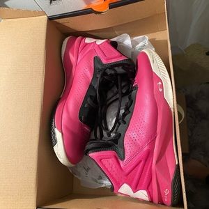 Under Armour Basketball Shoes
